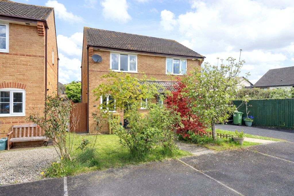 Property photo 1 of 13 1 - Picture No. 17