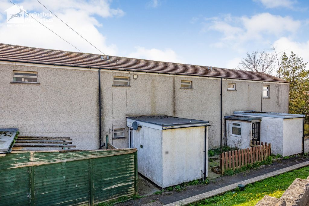 Property photo 1 of 13 Front View