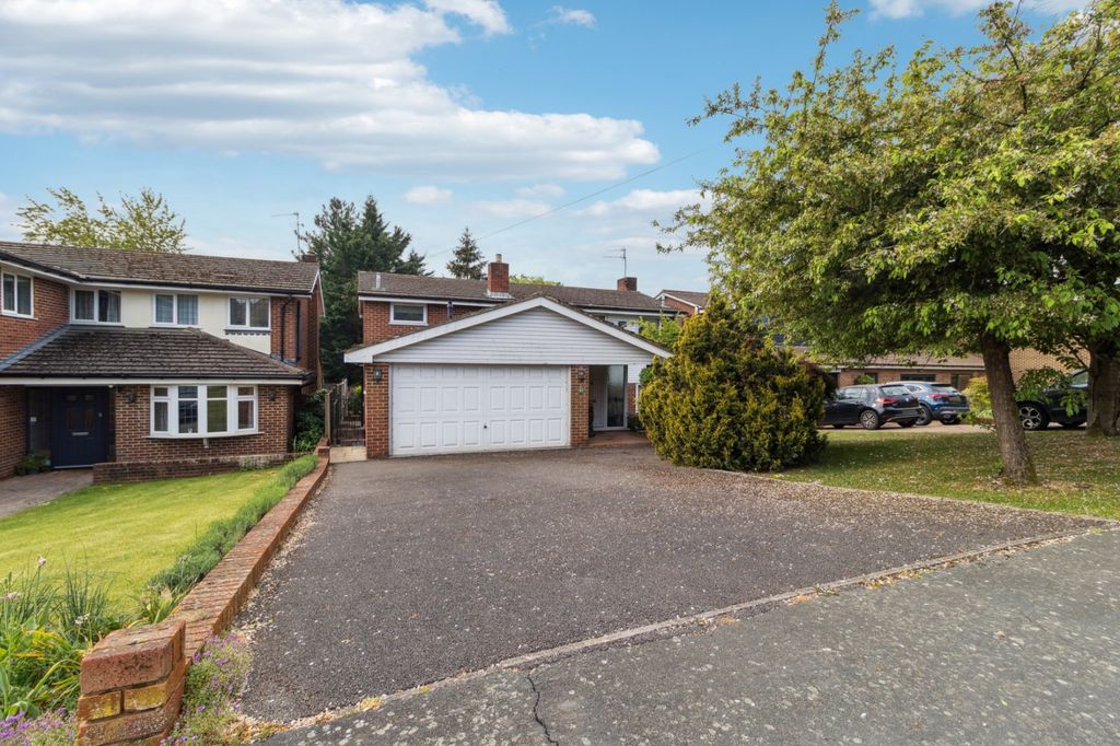 Property photo 1 of 17 Picture No. 02