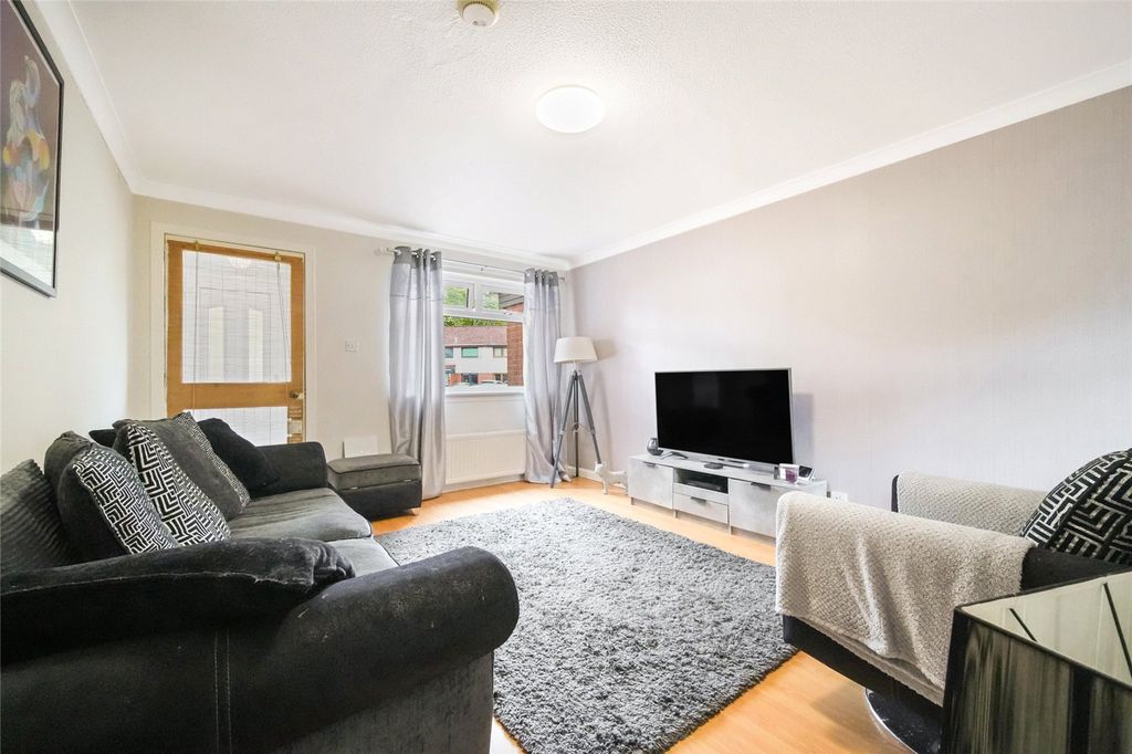 Property photo 3 of 16 Picture No. 04