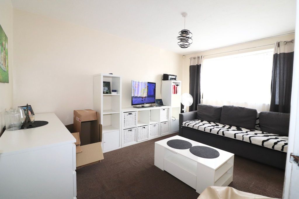 Property photo 3 of 5