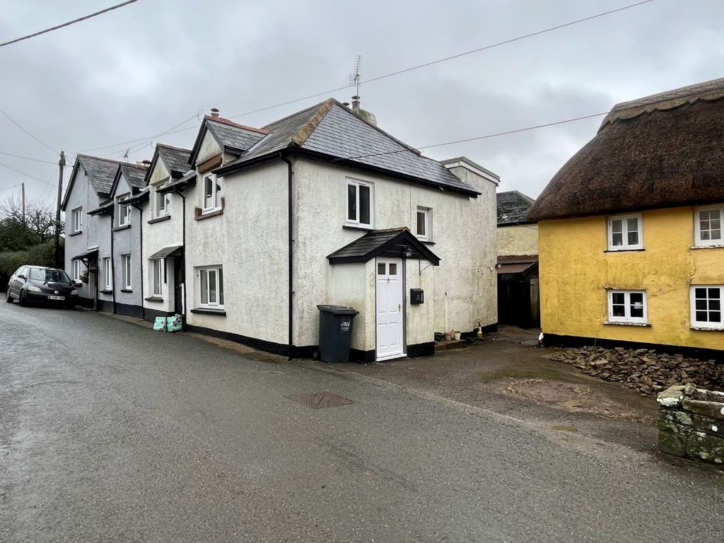 Property photo 1 of 10 Rackenford Seddons