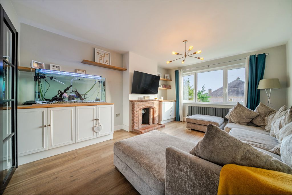 Property photo 2 of 24 Reception