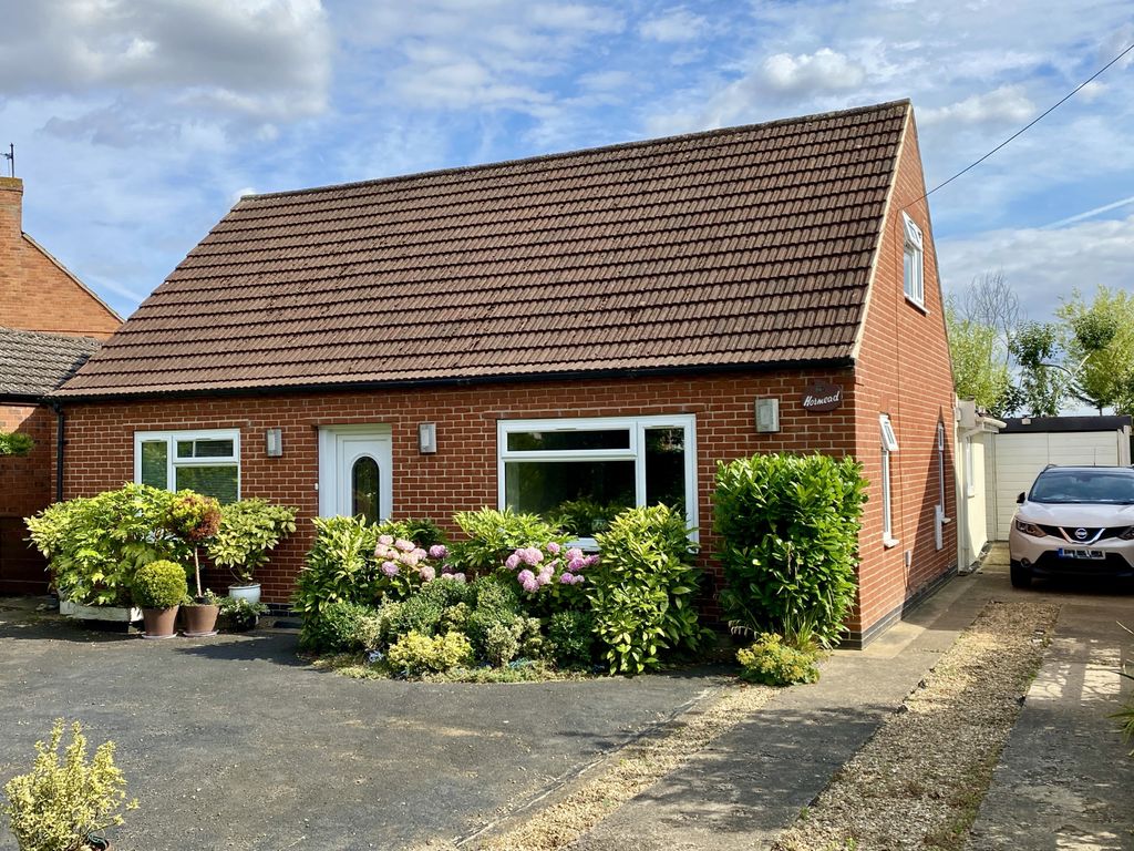 Property photo 1 of 24