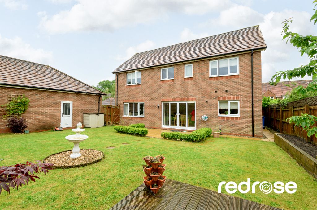 Property photo 2 of 27 Rear View Of Garden