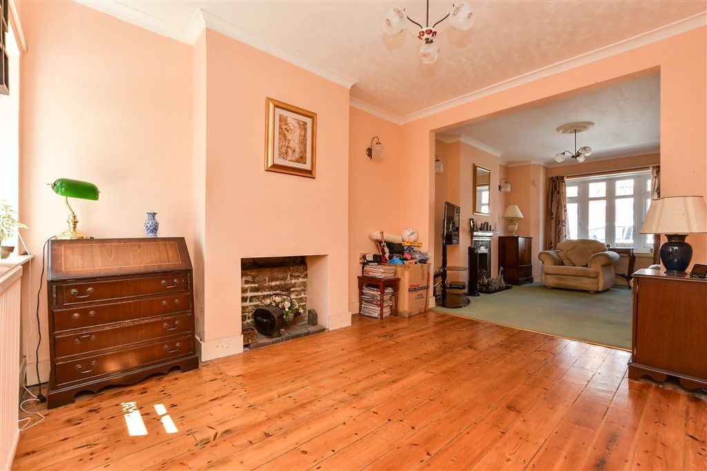 Property photo 3 of 12 Dining Area
