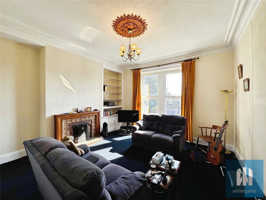Property photo 2 of 27 Picture No. 36