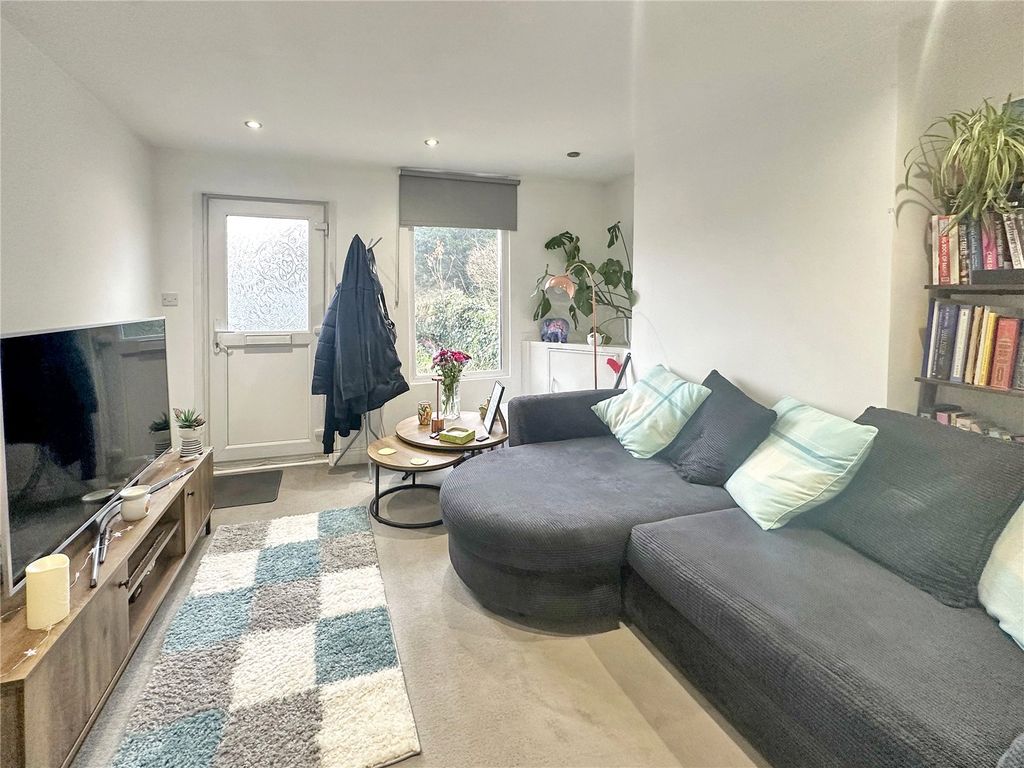 Property photo 2 of 10 Picture No. 01