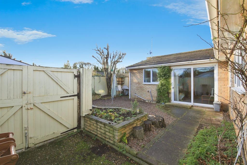 Property photo 3 of 14