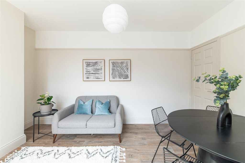 Property photo 3 of 22 Edit-8070.Jpg