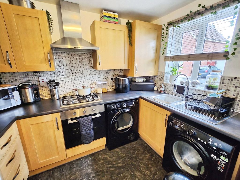 Property photo 3 of 13 Kitchen Pic One
