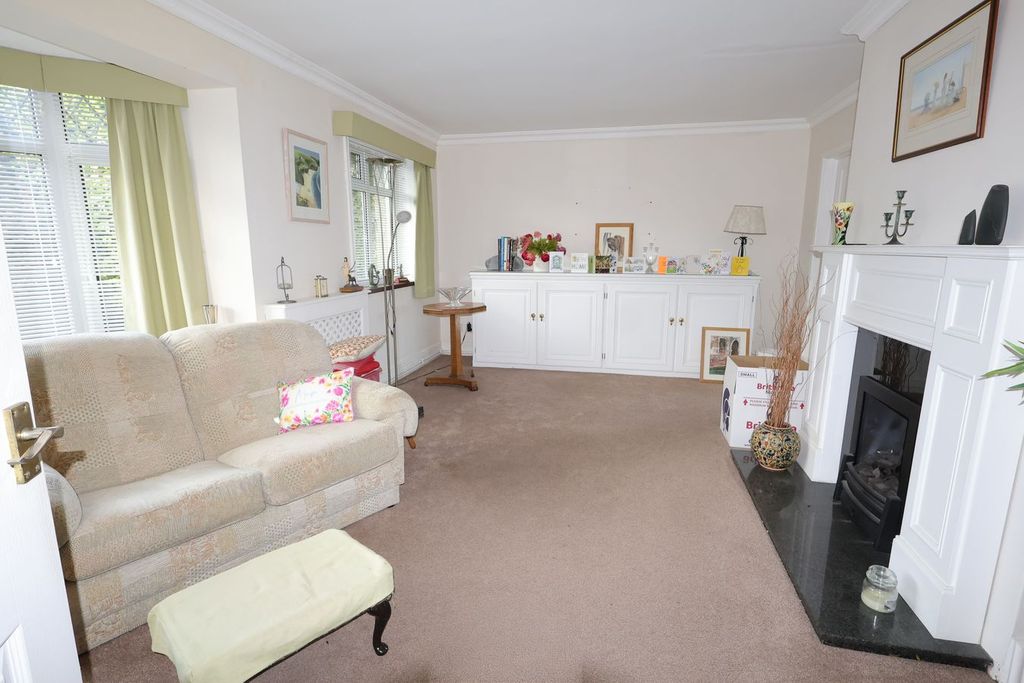Property photo 3 of 22
