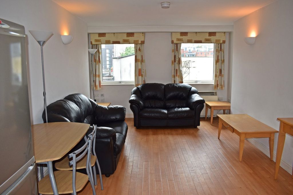 Property photo 2 of 10 Picture No. 04