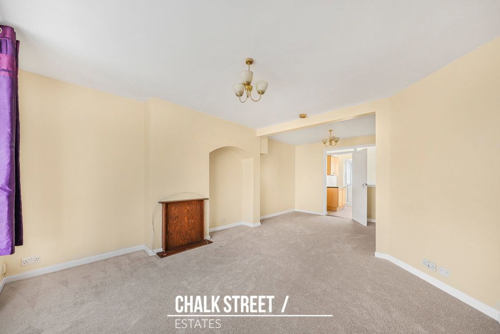 Property photo 3 of 26