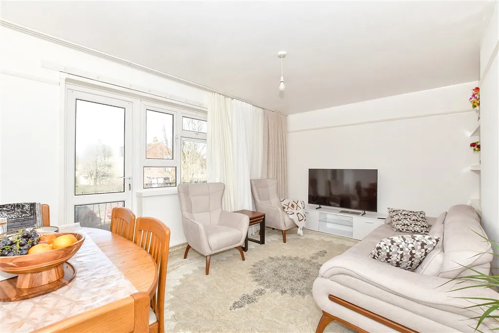 Apartment in Portsmouth, Fratton - More