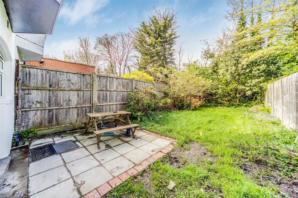 Property photo 3 of 16