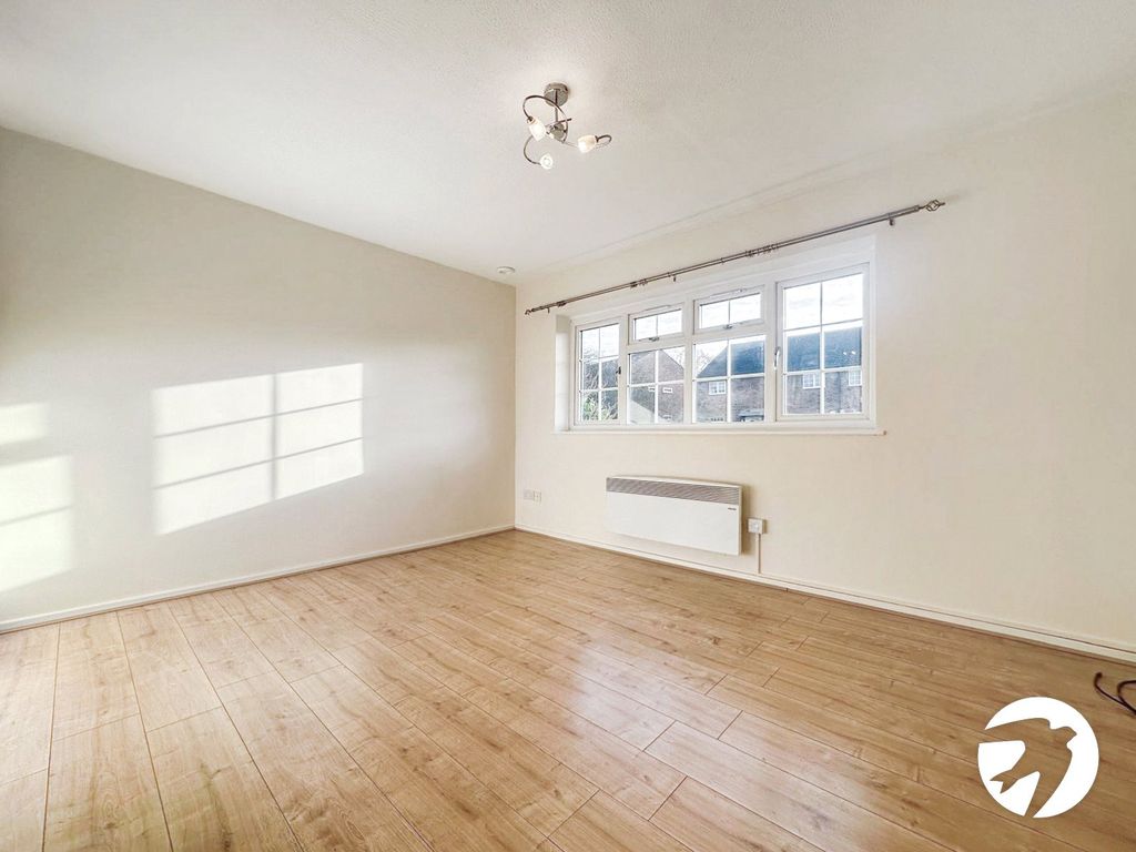 Property photo 2 of 8 Picture No. 06