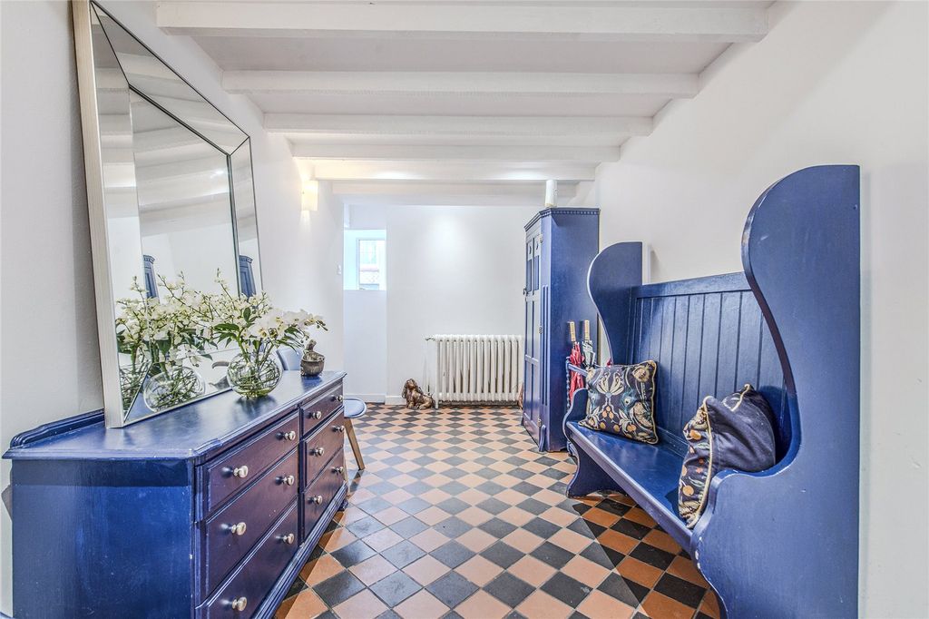 Property photo 2 of 28 Picture No. 44