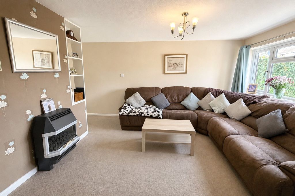 Property photo 3 of 23 Picture No. 31