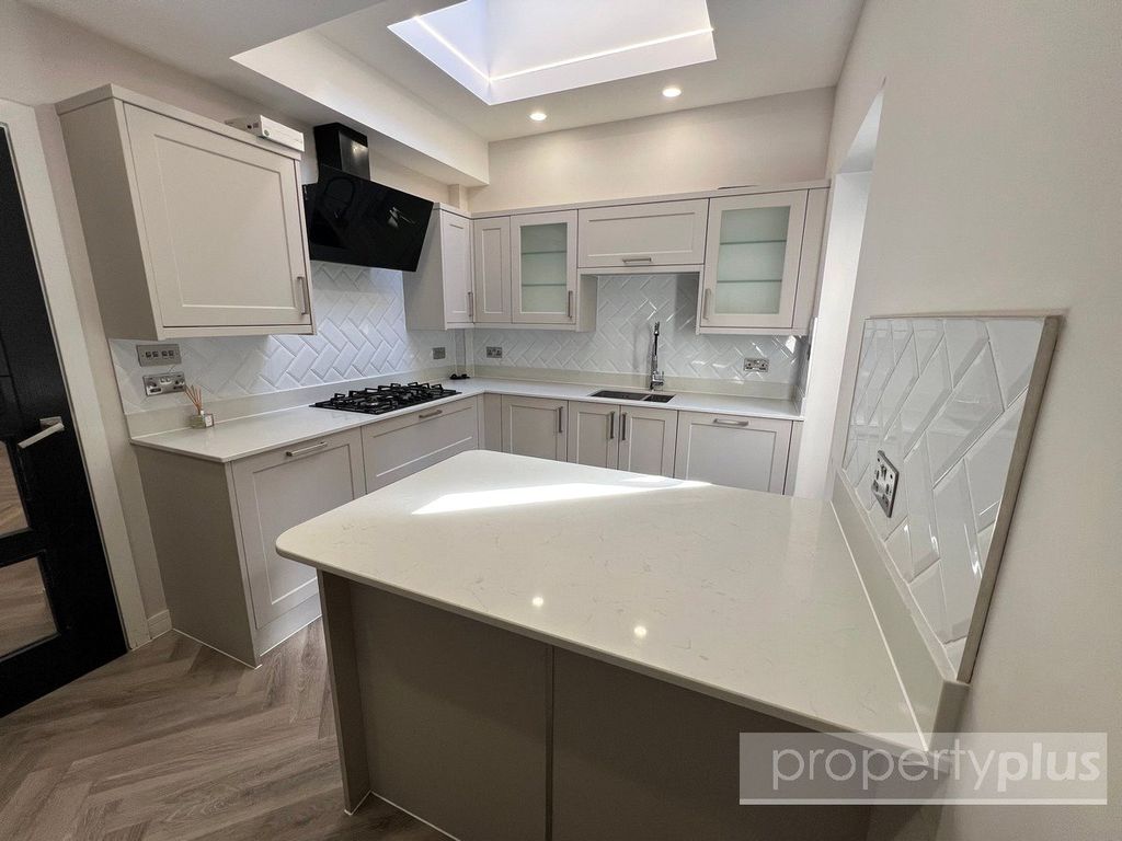 Property photo 3 of 20 Picture No. 17