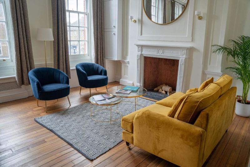 Property photo 3 of 12 Photo 4