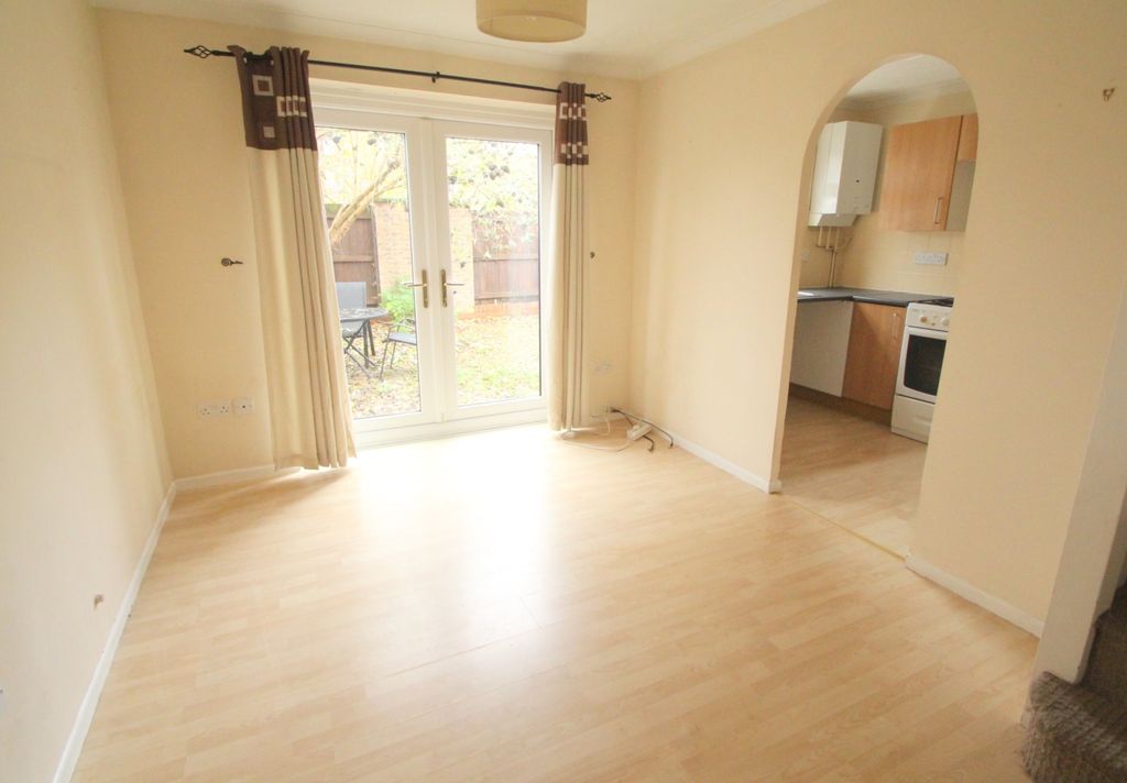 Property photo 2 of 5 Img_3552