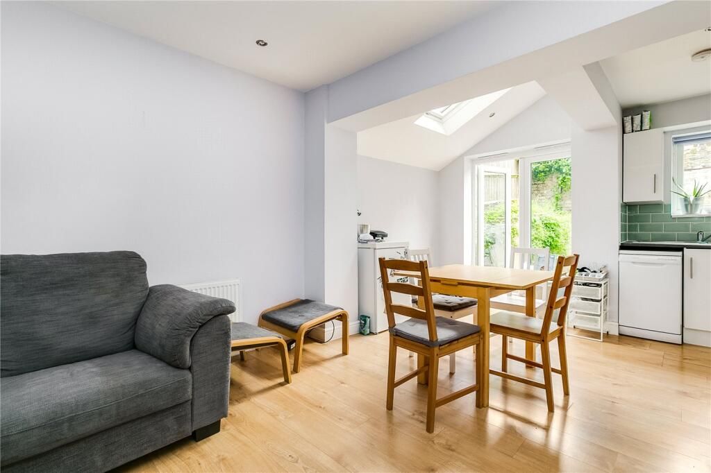 Property photo 3 of 10 39 Kilmaine.Jpeg