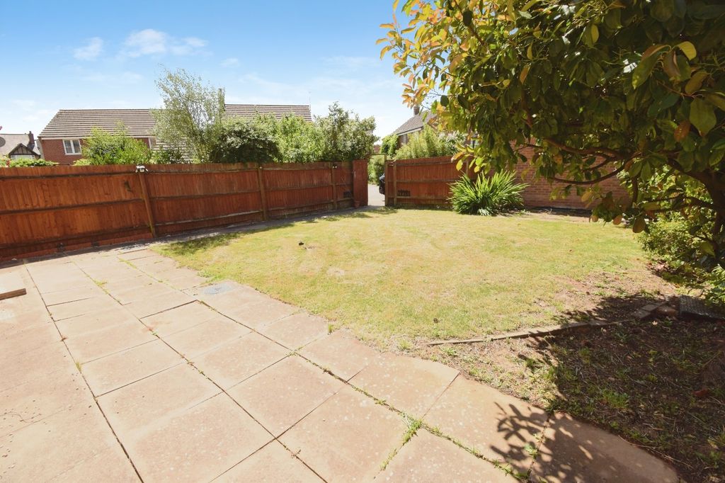 Property photo 3 of 22 Rear Garden
