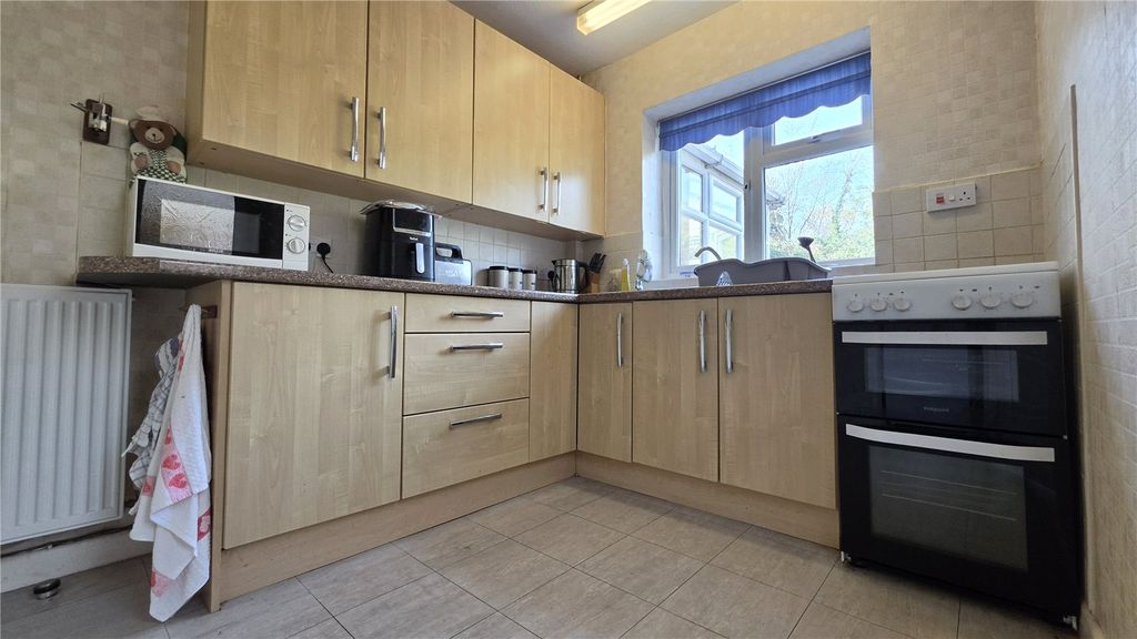 Property photo 3 of 26 Picture No. 41