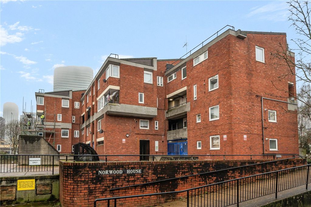 Property photo 1 of 15 Picture No. 26