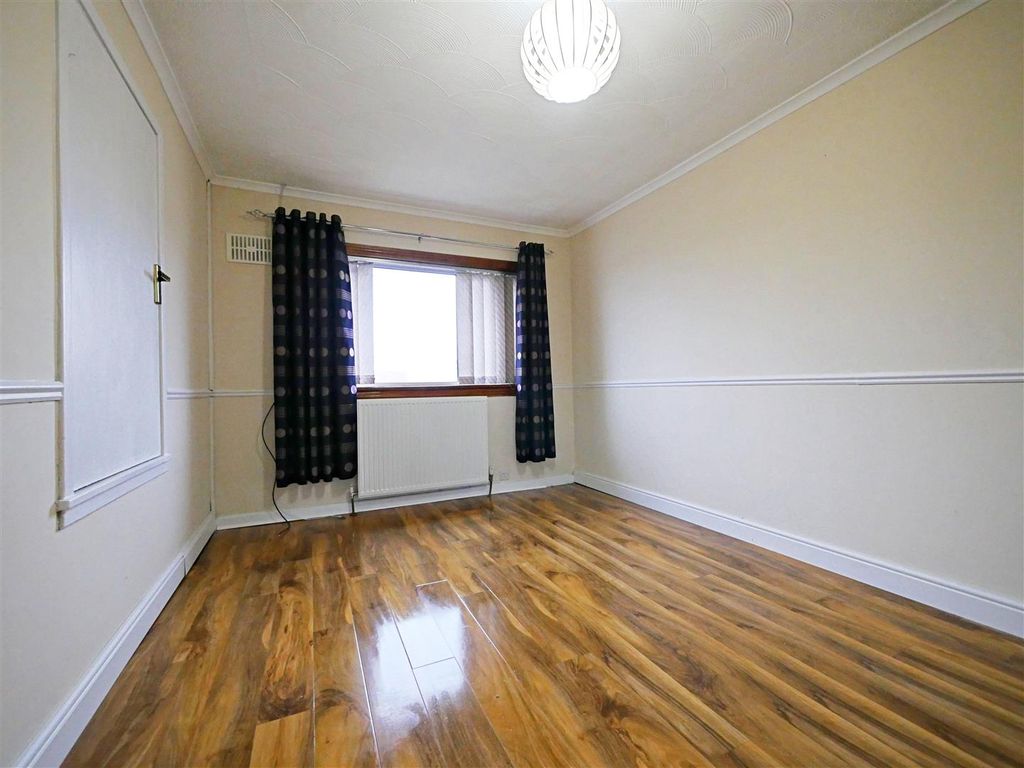 Property photo 2 of 8 P2050173.Jpg