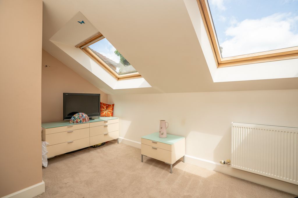 Additional image 17 of 6 bed detached house for saleWild Grove, Pudsey LS28