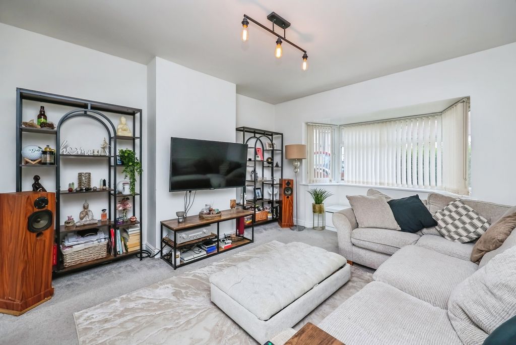 Property photo 3 of 20 Pbox-Img.Jpg