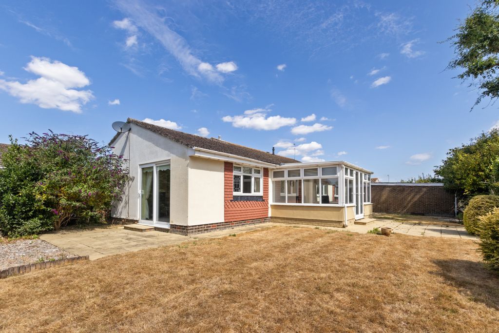 Property photo 3 of 18