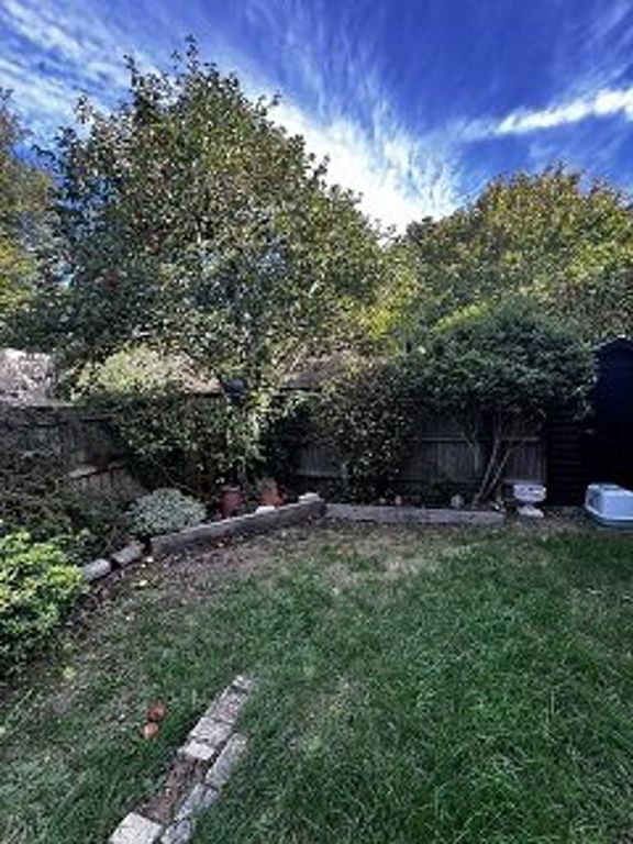 Property photo 2 of 2