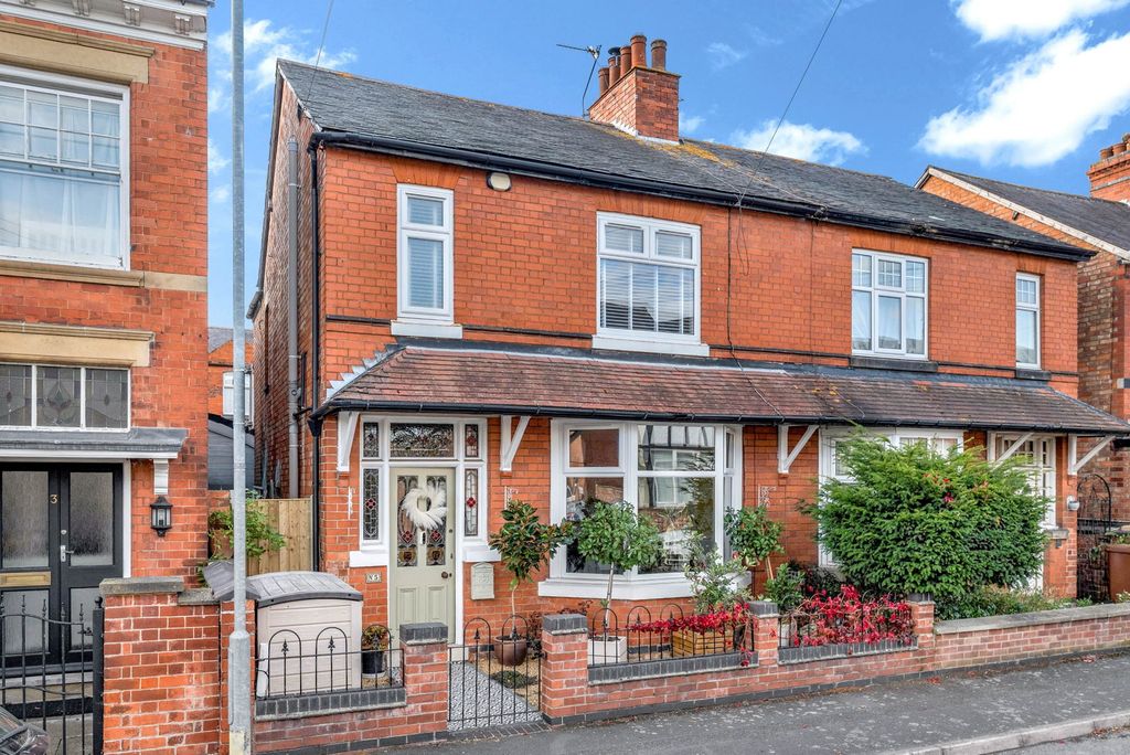 Property photo 1 of 31