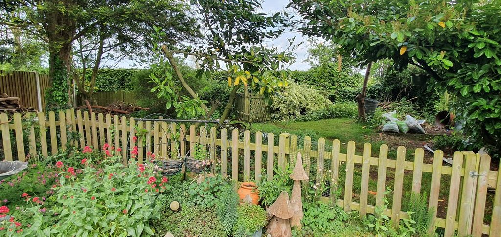Property photo 3 of 4