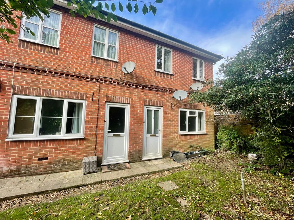 Property photo 2 of 7