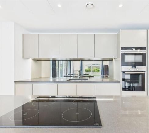 Property photo 2 of 6 Kitchen