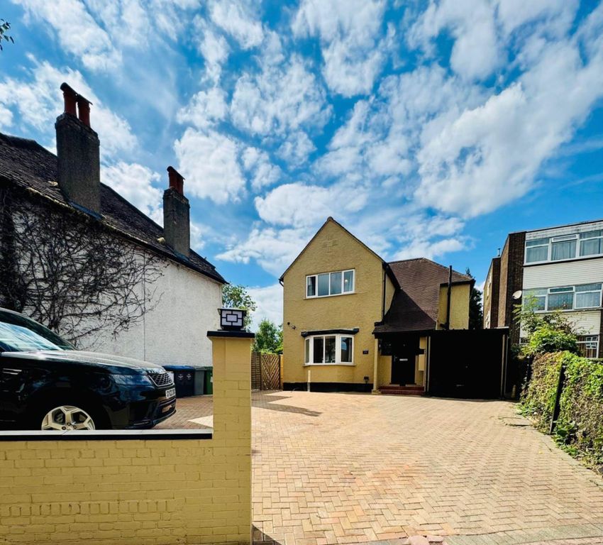 Property photo 1 of 18