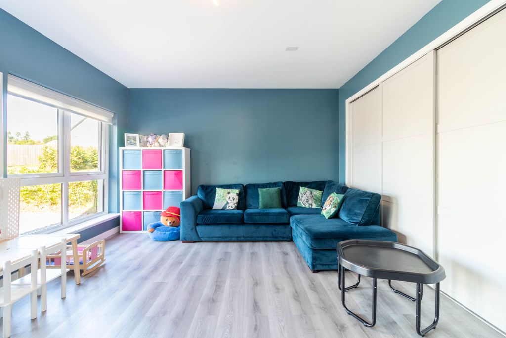 Property photo 3 of 36 Family Room