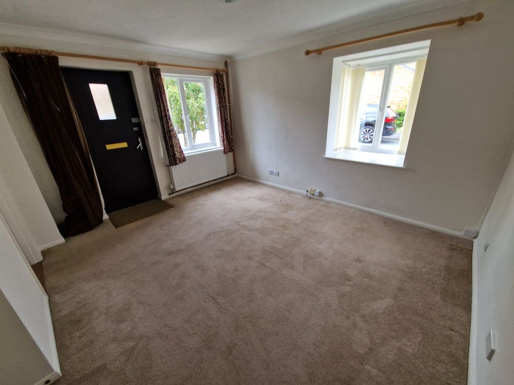 Property photo 3 of 9