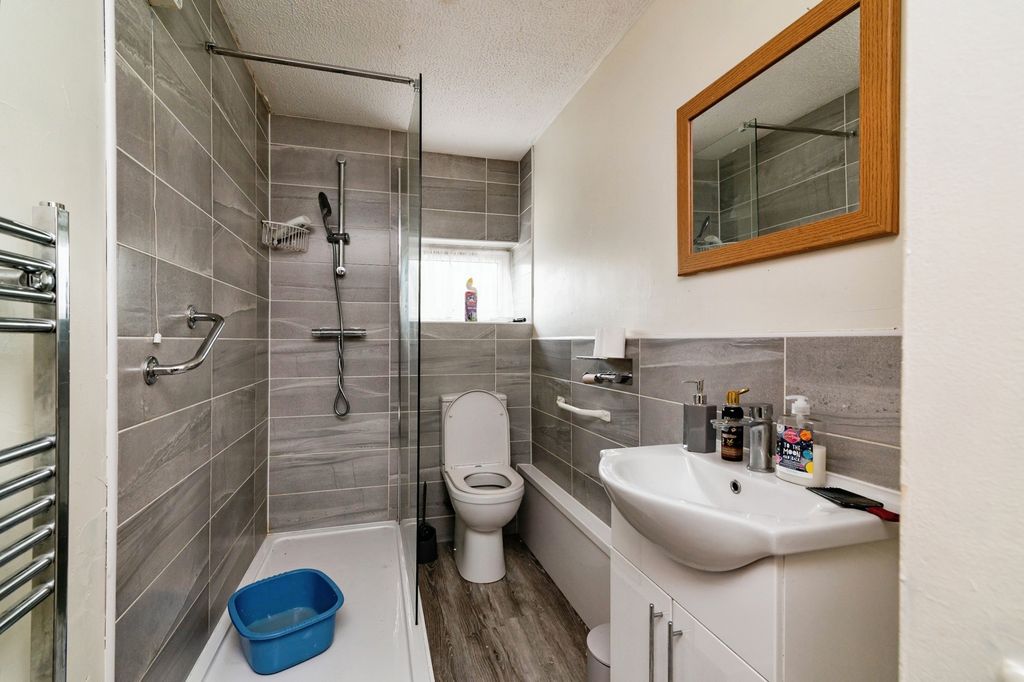 Property photo 2 of 12 Pbox-Img.Jpg