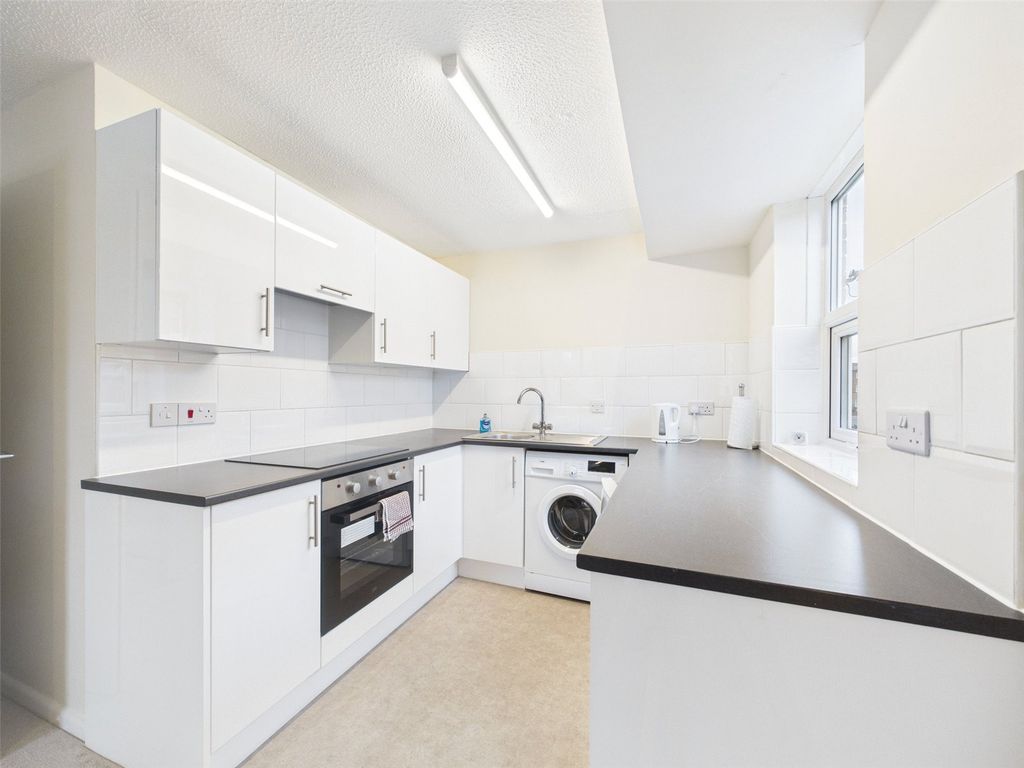 Property photo 2 of 8 Picture No. 01