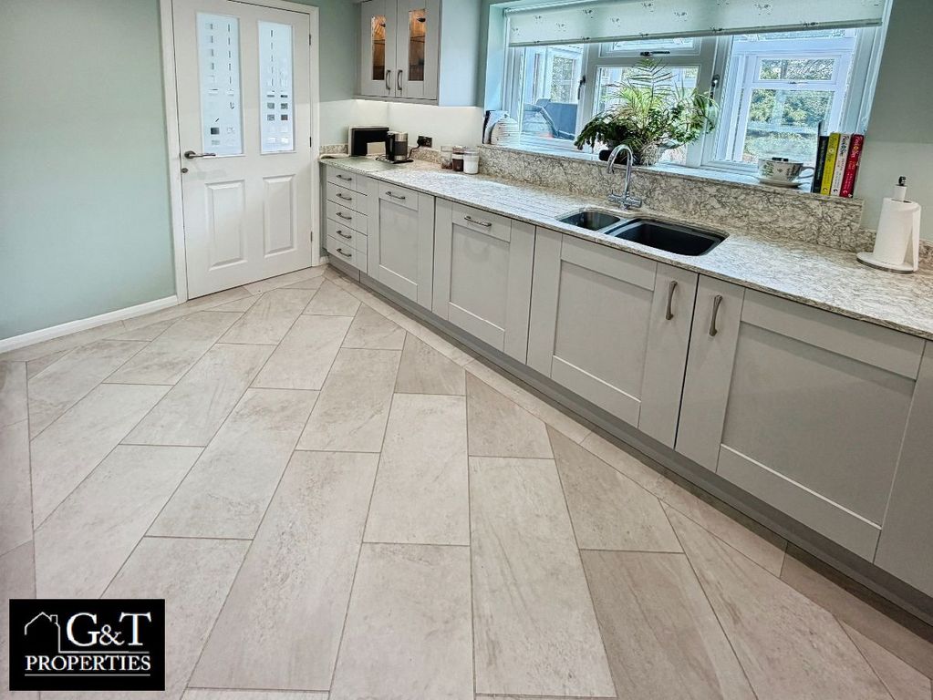 Additional image 7 of 4 bed detached house for saleWinrush Close, Dudley DY3