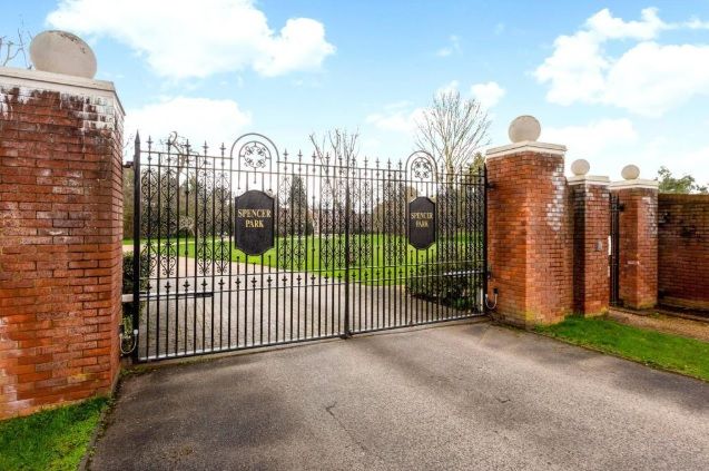 Property photo 3 of 22