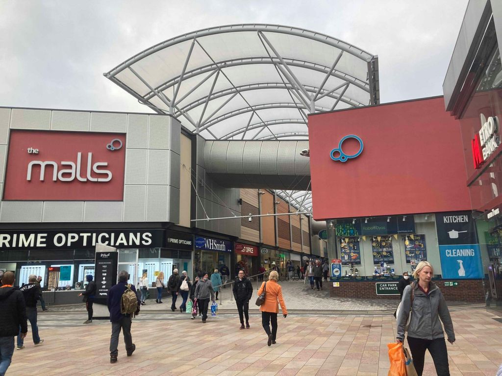 Property photo 2 of 4 Retail-Agency-Basingstoke-Scaled.Jpg