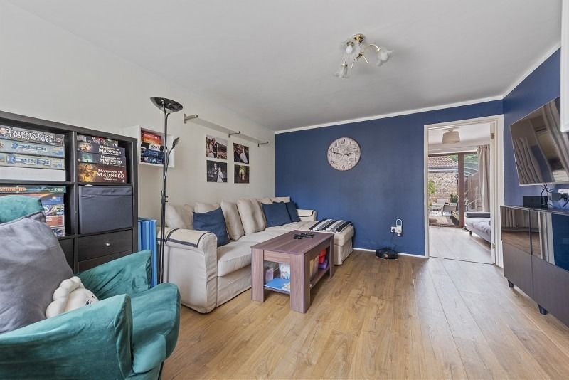 Property photo 2 of 23 4339831