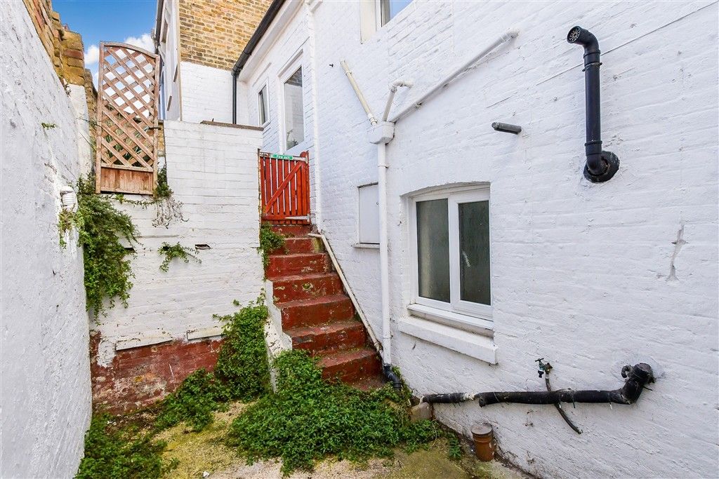 Property photo 2 of 11 Rear Garden