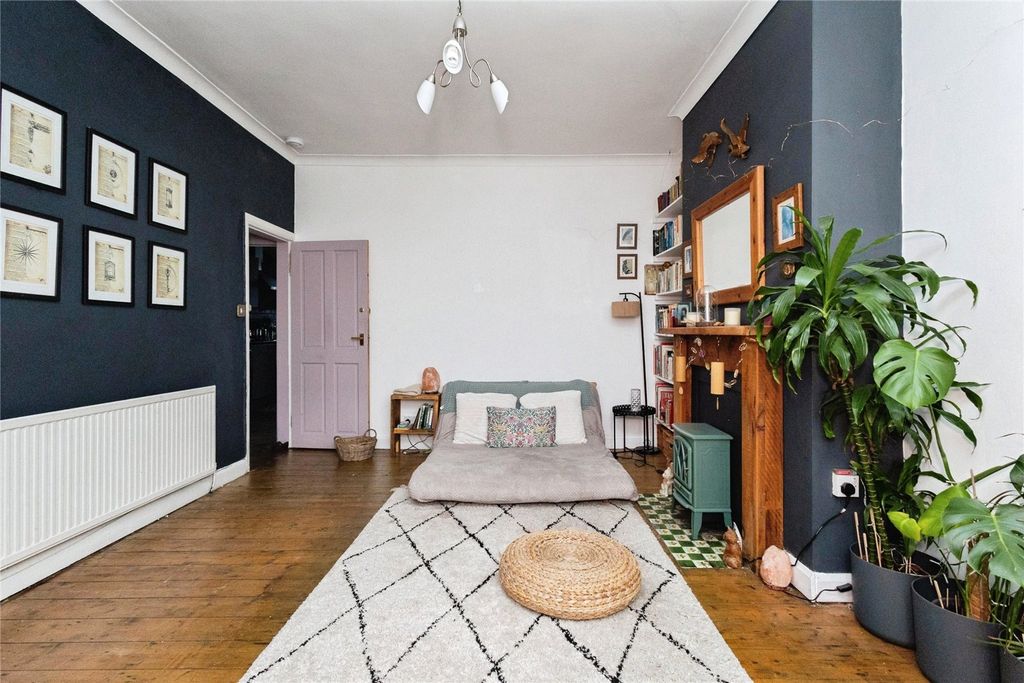 Property photo 3 of 18 Picture No. 08